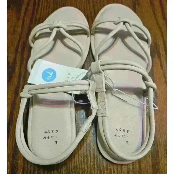 NEW A New Day Lara Ankle Strap Sandals - Picture 6 of 12